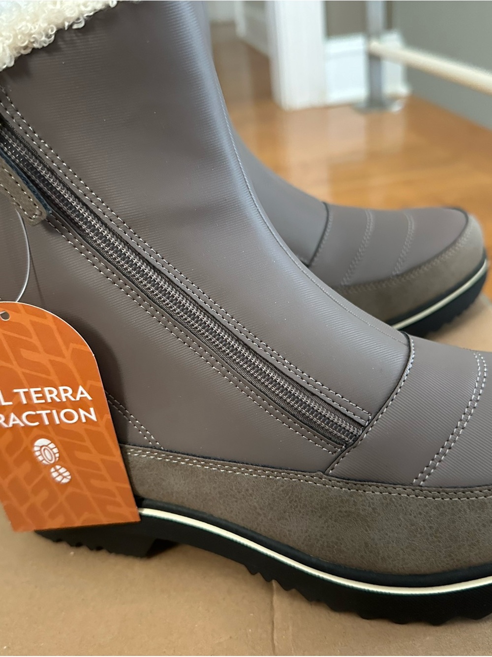 JBU Gray Women’s Insulated Winter Zip Boots